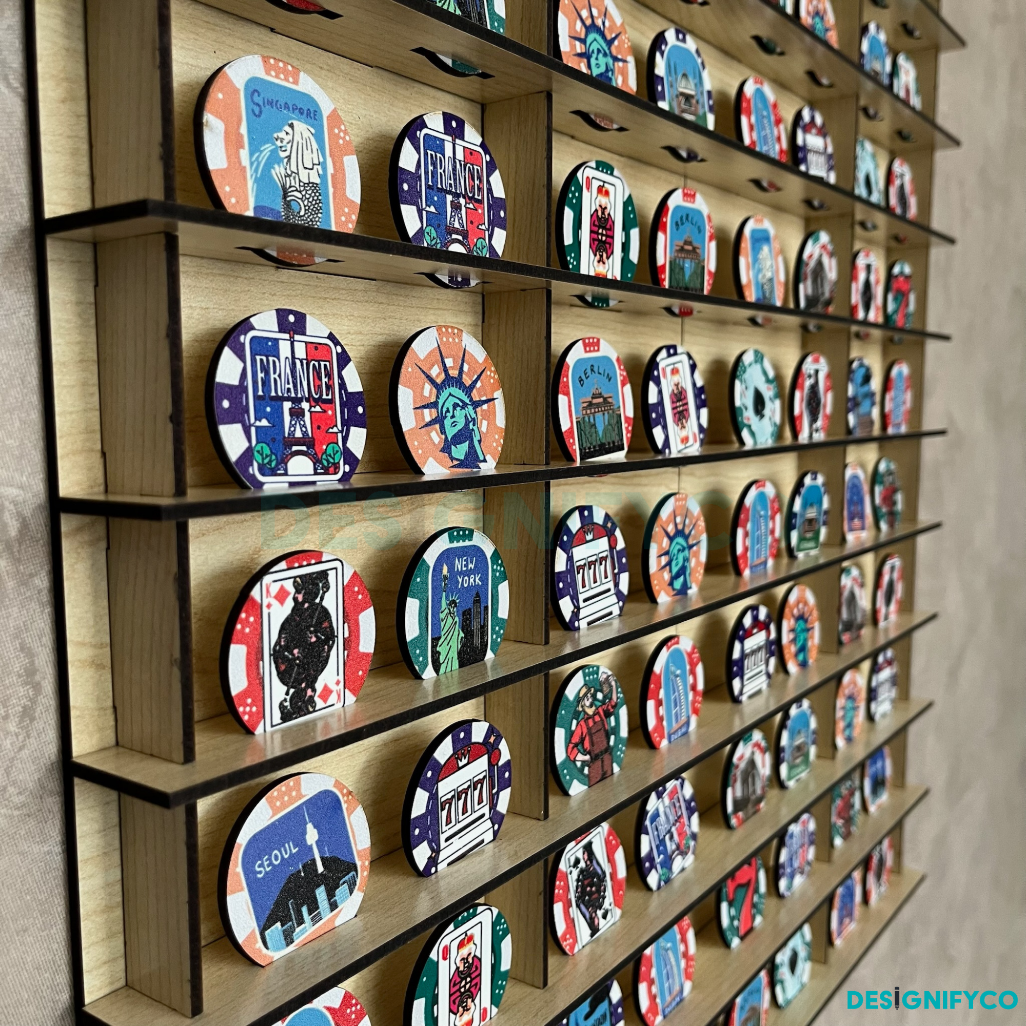 MAPLE Casino Chips 80 Display Case