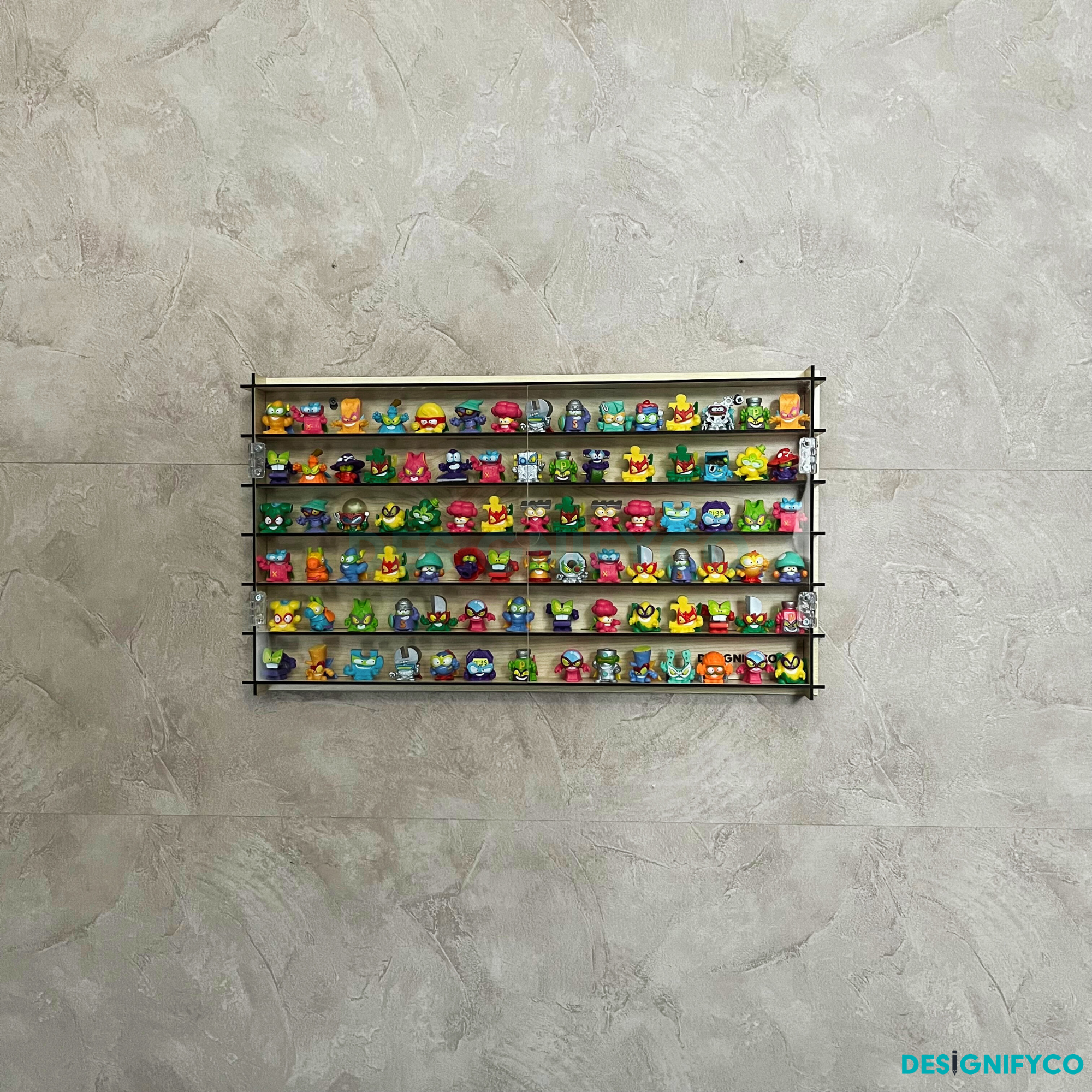 MAPLE SuperThings Display Case