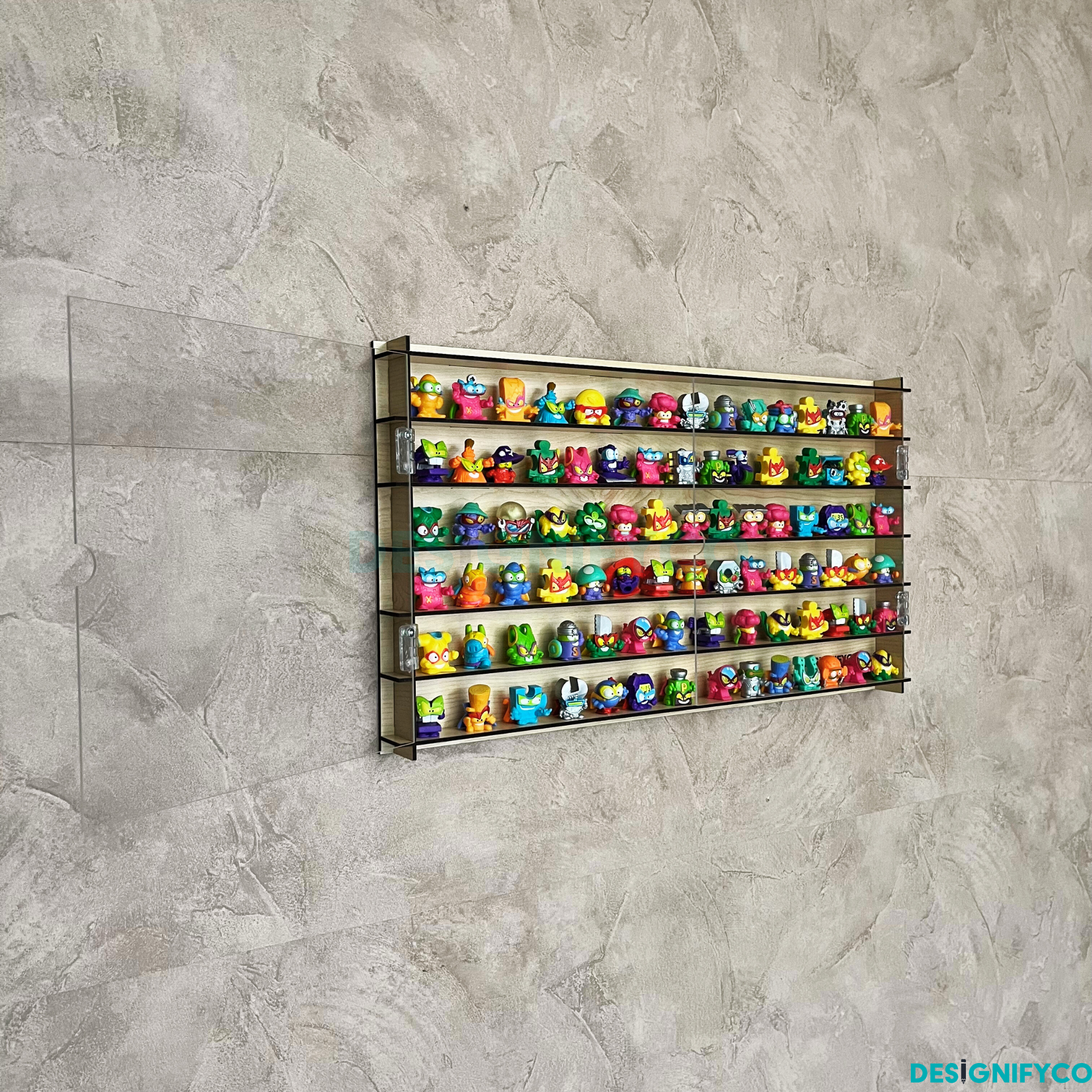 MAPLE SuperThings Display Case