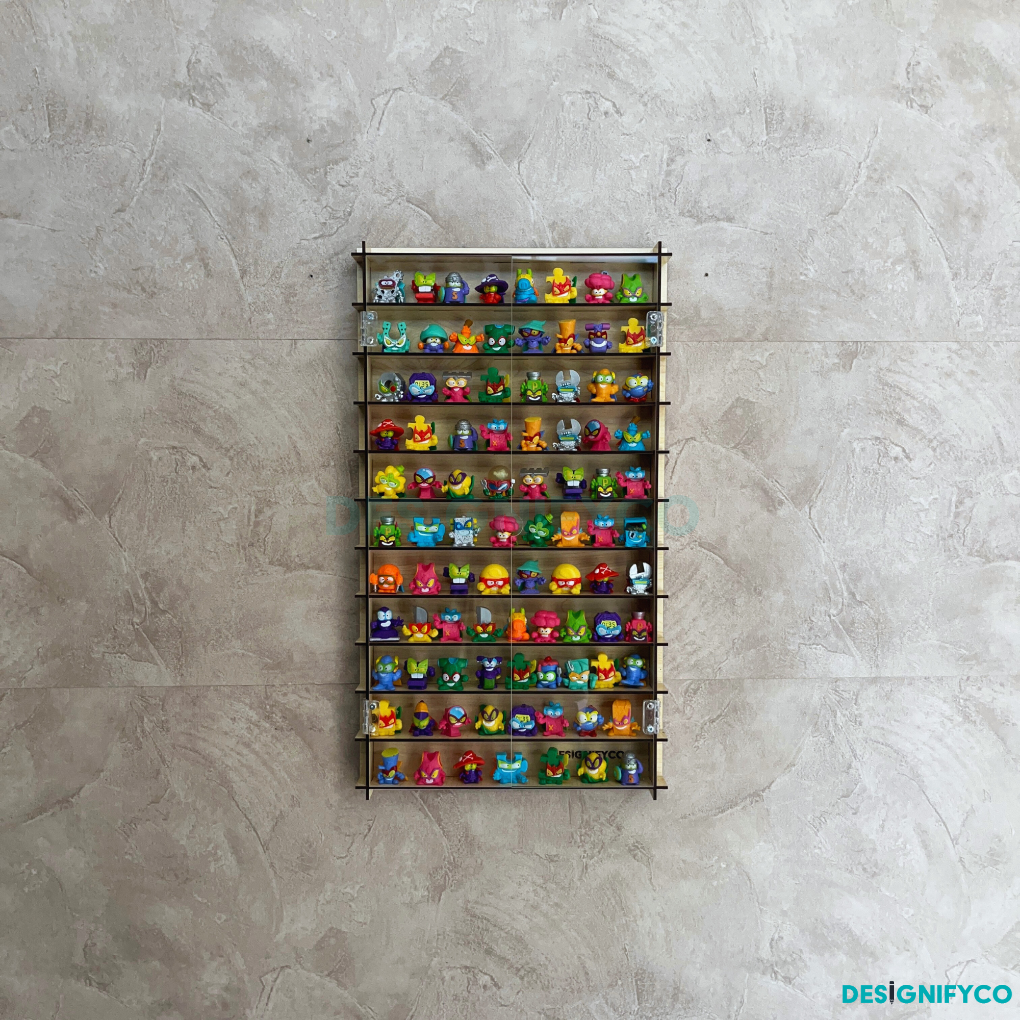 MAPLE SuperThings Display Case