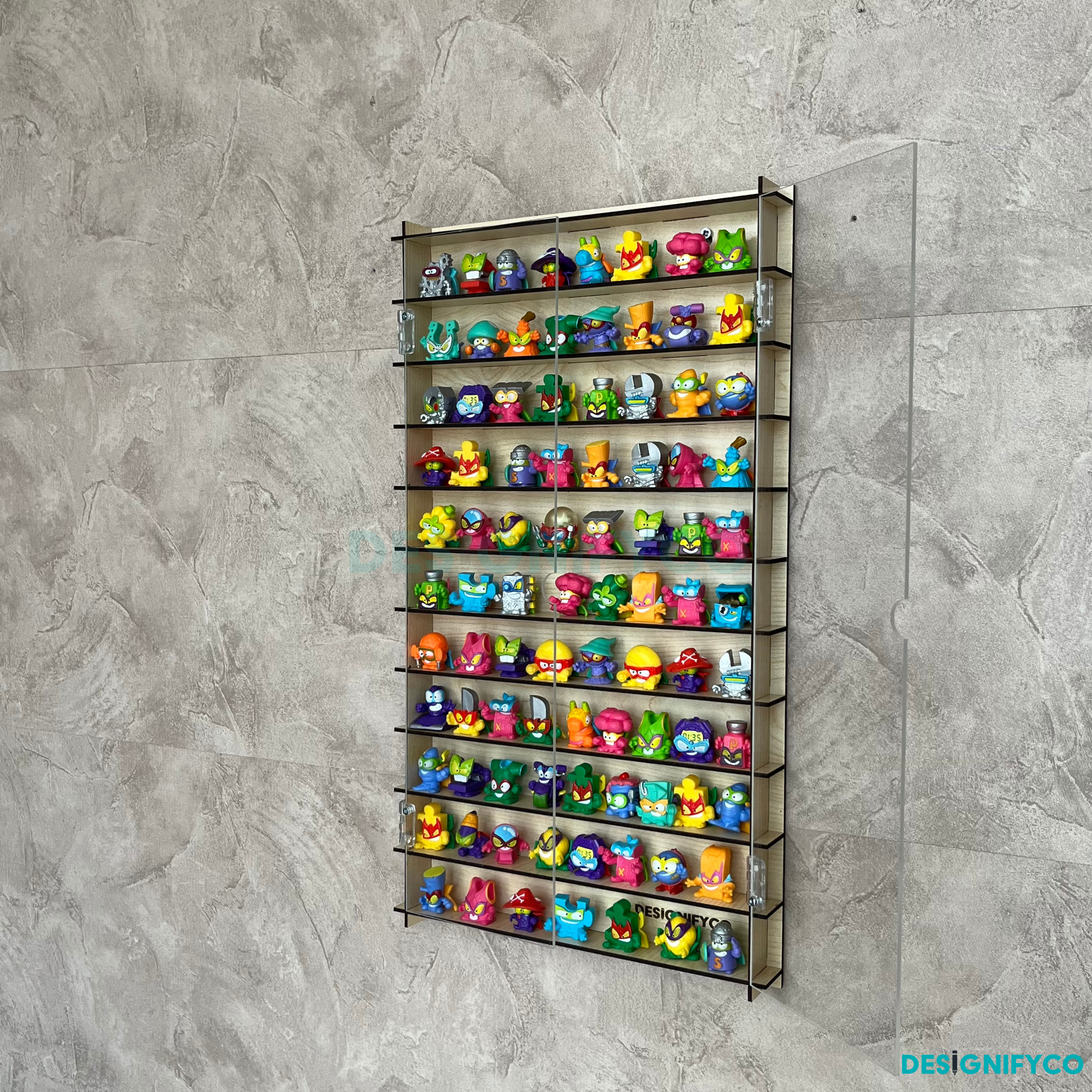 MAPLE SuperThings Display Case