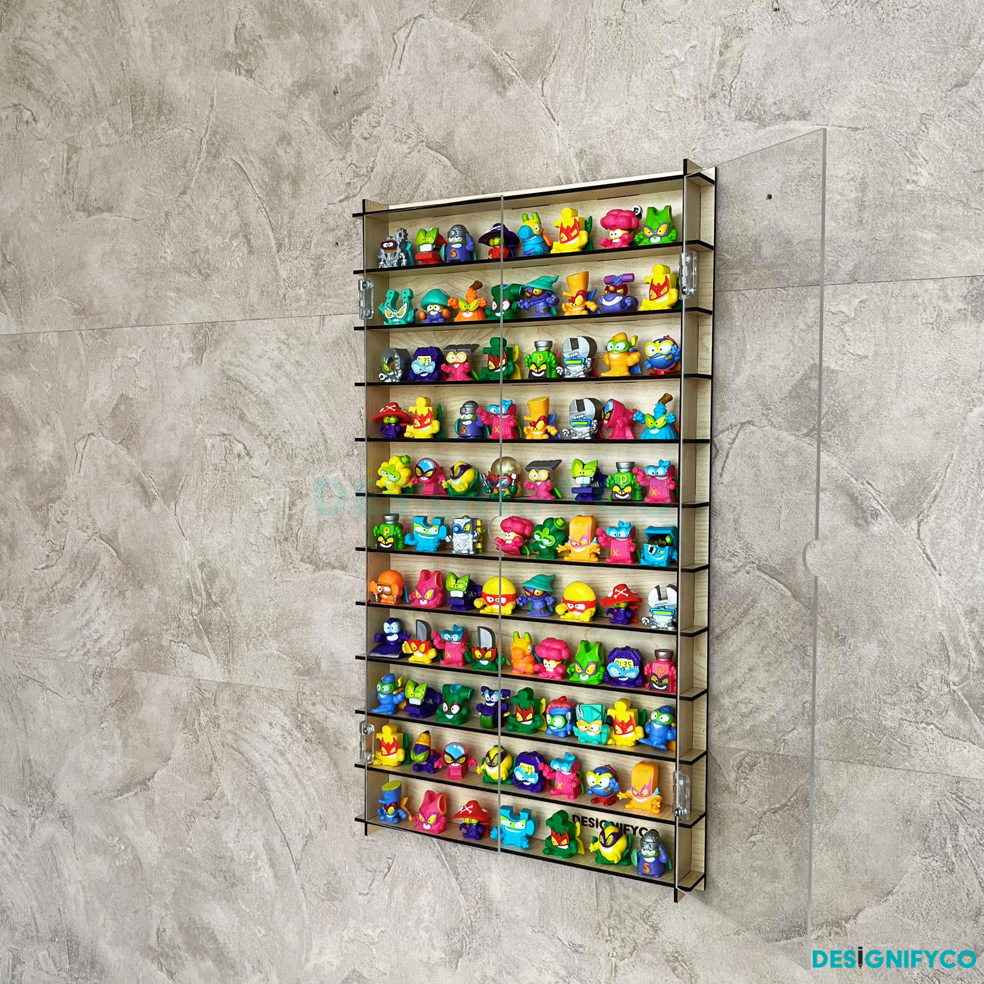 MAPLE SuperThings Display Case